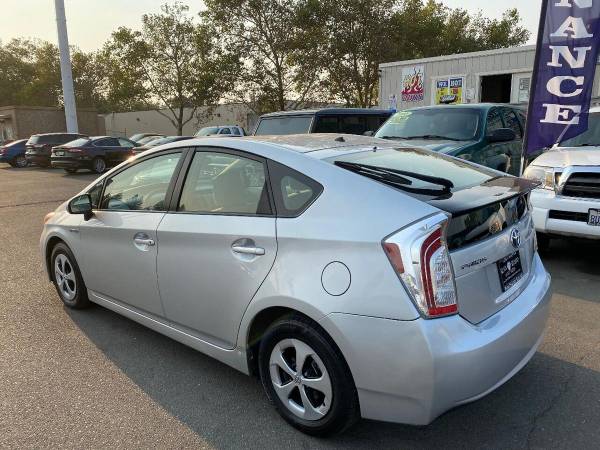 2015 Toyota Prius Three 4dr Hatchback - Comes with Warranty! - cars... for sale in Rancho Cordova, CA – photo 6