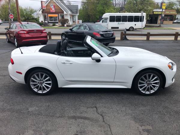 2017 Fiat 124 Spider - - by dealer - vehicle for sale in Holyoke, MA – photo 4