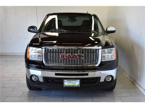 2011 GMC Sierra 1500 Crew Cab 4WD AWD SLE Pickup 4D 5 3/4 ft Truck for sale in Escondido, CA – photo 4
