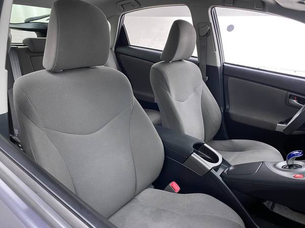 2013 Toyota Prius Plugin Hybrid Hatchback 4D hatchback Gray -... for sale in Farmington, MI – photo 18
