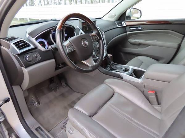 2011 Caddy Cadillac SRX Luxury Collection suv Silver for sale in Ankeny, IA – photo 8