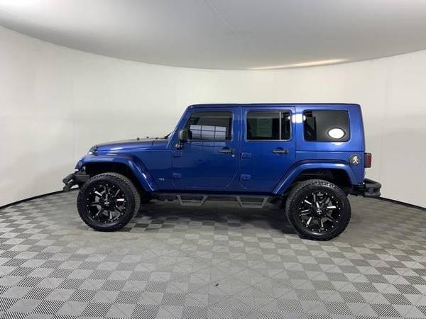 2010 Jeep Wrangler Unlimited Sahara Stop In Save ! for sale in Gladstone, OR – photo 4