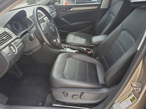 2015 *Volkswagen* *Passat* *4dr Sedan 1.8T Automatic SE for sale in Coconut Creek, FL – photo 5
