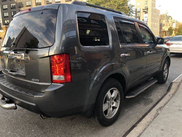 2011 Honda Pilot EX-L 4WD 5-Spd AT with Navigation - EVERYONES... for sale in Brooklyn, NY – photo 10