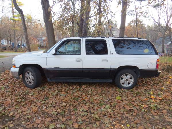 2001 Chevy Suburban 4x4 - cars & trucks - by owner - vehicle... for sale in Pittsfield, MA – photo 2