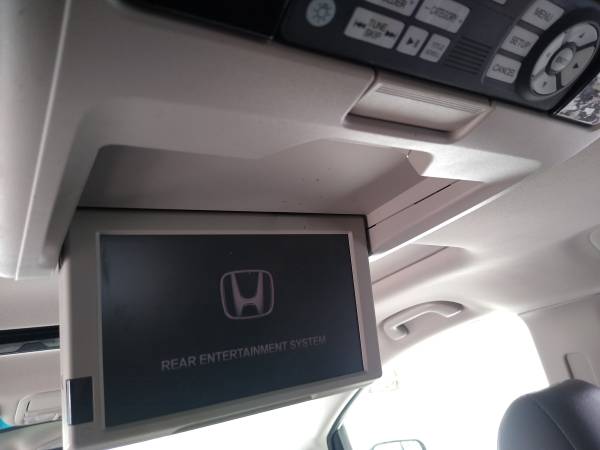 2011 Honda Odyssey EX-L With DVD ! - - by dealer for sale in Spring Hill, MO – photo 21
