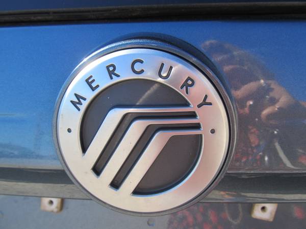 2011 MERCURY MARINER - cars & trucks - by dealer - vehicle... for sale in Woodburn, IN – photo 9