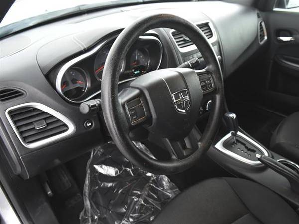2013 Dodge Avenger SE V6 Sedan 4D sedan Silver - FINANCE ONLINE for sale in Atlanta, CA – photo 2