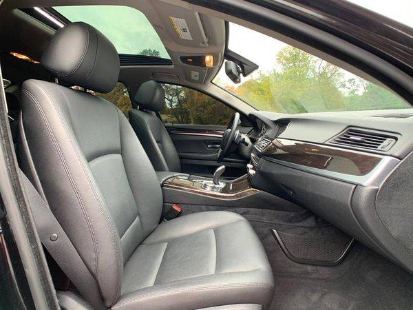2016 BMW 5 Series 4dr Sdn 535i xDrive AWD 279 / MO for sale in Franklin Square, NY – photo 19