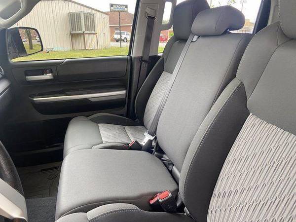 2015 Toyota Tundra SR5 4x4 4dr CrewMax Cab Pickup SB (5 7L V8 FFV) for sale in Des Arc, AR – photo 23