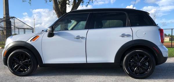 Mini Cooper Countryman Base - cars & trucks - by owner - vehicle... for sale in Fort Lauderdale, FL – photo 9