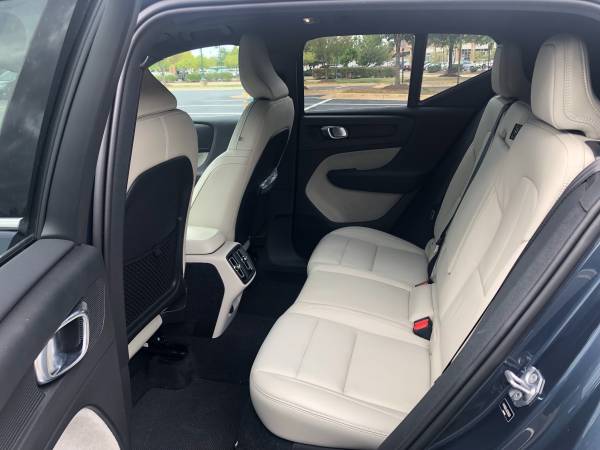 2019 Volvo XC40 for sale - cars & trucks - by owner - vehicle... for sale in Ashburn, District Of Columbia – photo 9