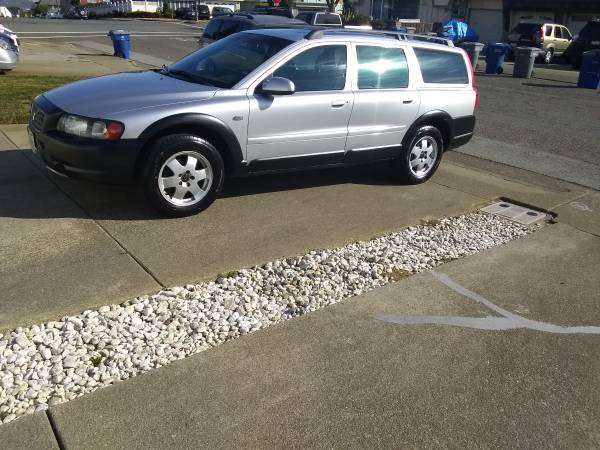 2001 Volvo XC70 Cross Country Wagon (Awd) Low Miles 3rd/Row Seat -... for sale in San Francisco, CA – photo 2