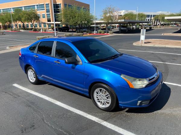 2010 Ford Focus 4 cylinder!! - cars & trucks - by owner - vehicle... for sale in Phoenix, AZ – photo 5