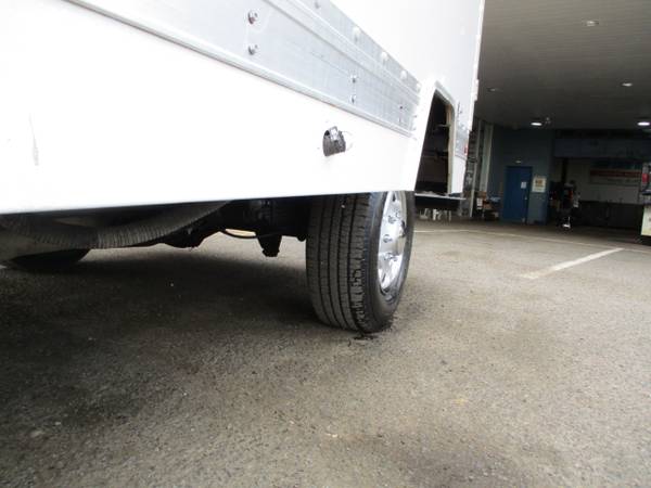 2010 Ford Econoline Commercial Cutaway E-350 10 FOOT STEP VAN, CUT for sale in South Amboy, DE – photo 24