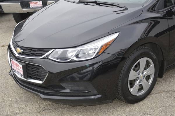2018 Chevrolet Chevy Cruze LS - cars & trucks - by dealer - vehicle... for sale in Chicago, IL – photo 8