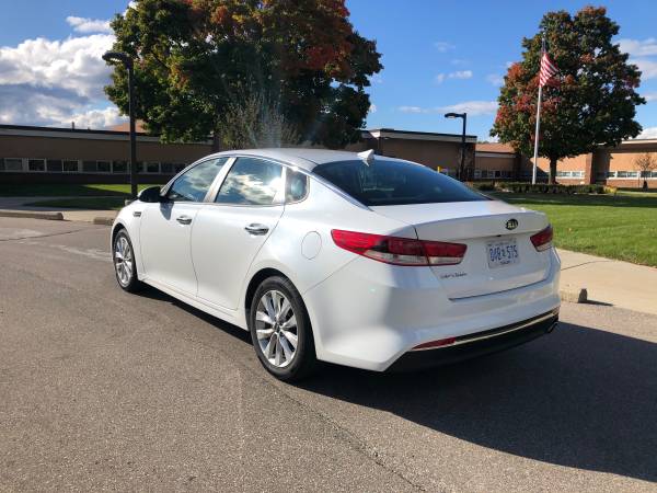 2017 KIA OPTIMA LX 58K MILES NEW TIRES RUNS LIKE NEW!! 1-OWNER -... for sale in Madison Heights, MI – photo 3