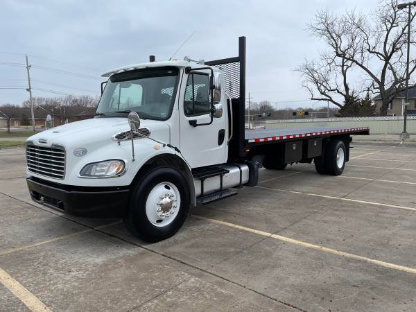 2013 Freightliner M2 106 Flatbed Truck - - by dealer for sale in Oak Grove, TX – photo 9