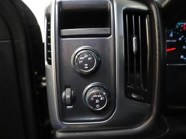 2014 Chevrolet Silverado 4x4 4WD Chevy Truck Crew cab LT Z71 1500 for sale in Denver , CO – photo 14