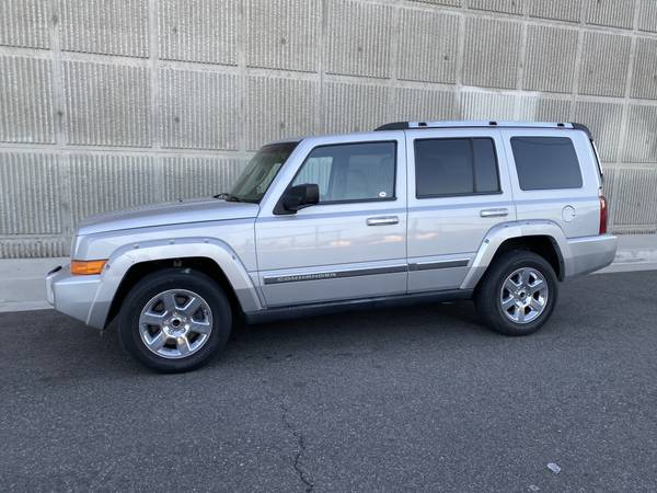 2006 JEEP COMMANDER LIMITED HEMI ENGINE - - by dealer for sale in Arleta, CA – photo 3