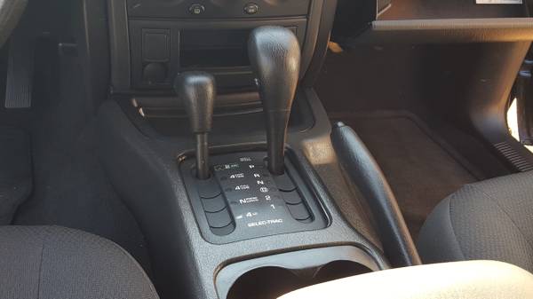2004 Jeep Grand Cherokee, 4.0 litre, 4x4, No Rust - cars & trucks -... for sale in Dumfries, District Of Columbia – photo 21