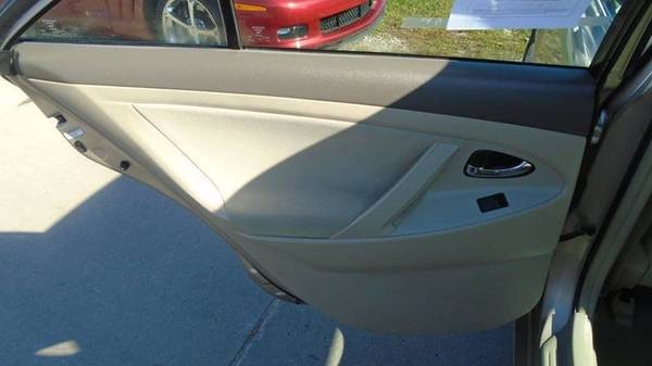 09 toyota camry 98,000 miles $6999 for sale in Waterloo, IA – photo 5
