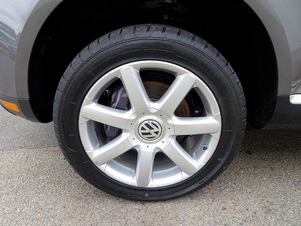 Volkswagen Touareg TDI Diesel 4x4 AWD SUV Leather Sunroof NEW Tires for sale in southwest VA, VA – photo 10