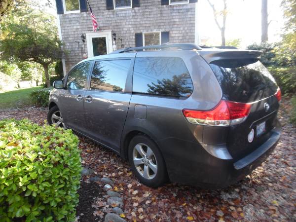 2011 Toyota Sienna - cars & trucks - by owner - vehicle automotive... for sale in North Kingstown, RI – photo 2