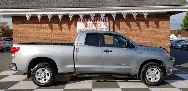2007 Toyota Tundra 4WD Double SR5 (TOP RATED DEALER AWARD 2018 !!!) for sale in Waterbury, CT – photo 2