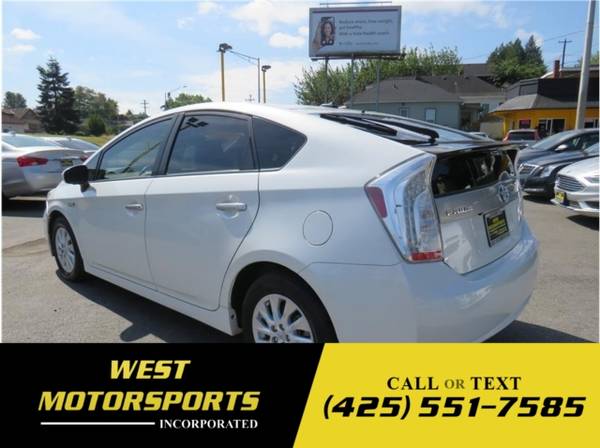 2015 Toyota Prius Plug-In Advanced Hatchback 4D - cars & trucks - by... for sale in Everett, WA – photo 7