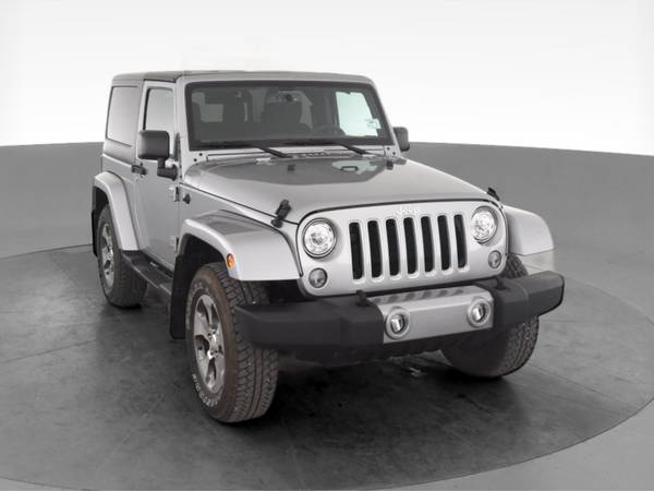 2018 Jeep Wrangler Sahara (JK) Sport Utility 2D suv Silver - FINANCE... for sale in South Bend, IN – photo 16