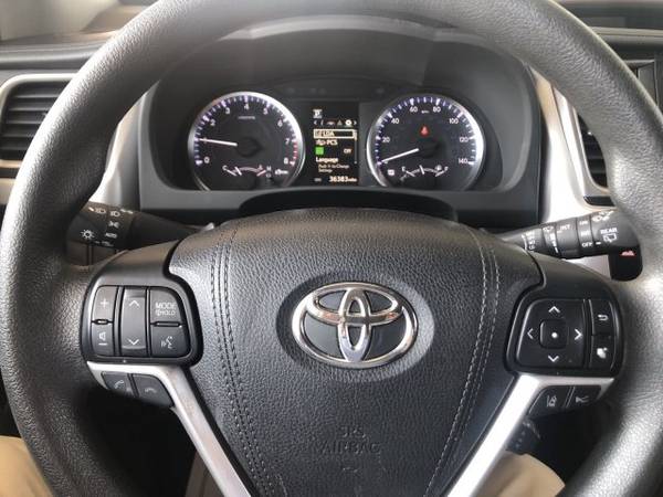 2018 Toyota Highlander Le for sale in Somerset, KY – photo 13