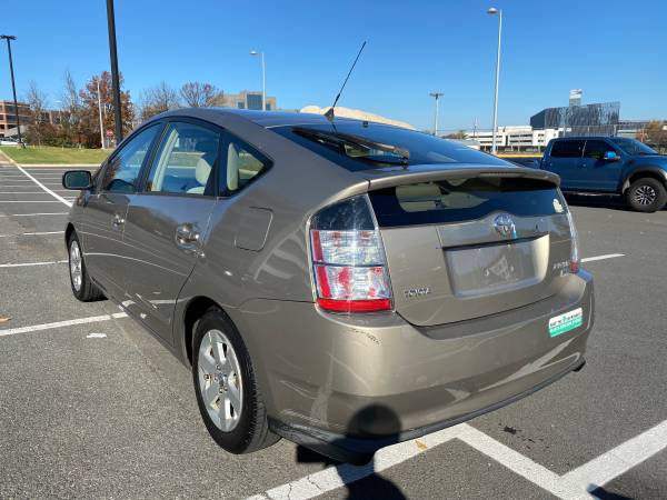 TOYOTA PRIUS ONE OWNER NO ACCIDENTS!! - cars & trucks - by owner -... for sale in Mc Lean, District Of Columbia – photo 3