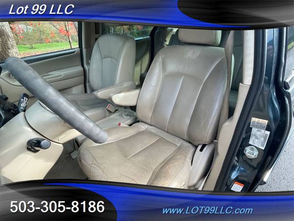 2004 Mazda MPV Minivan Leather Power Doors DVD Entertainment System for sale in Milwaukie, OR – photo 11