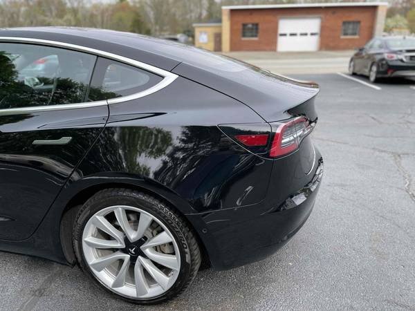 2018 Tesla Model 3 Long Range LONG RANGE EV FULLY LOADED 49000 MILES for sale in Walpole, RI – photo 5