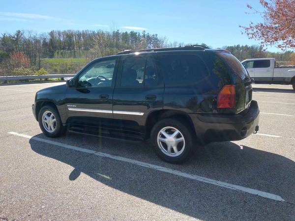 06 GMC ENVOY 4x4 LOW MILES RUNS/DRIVES GREAT SERVICE RECORDS! for sale in East Derry, MA – photo 4