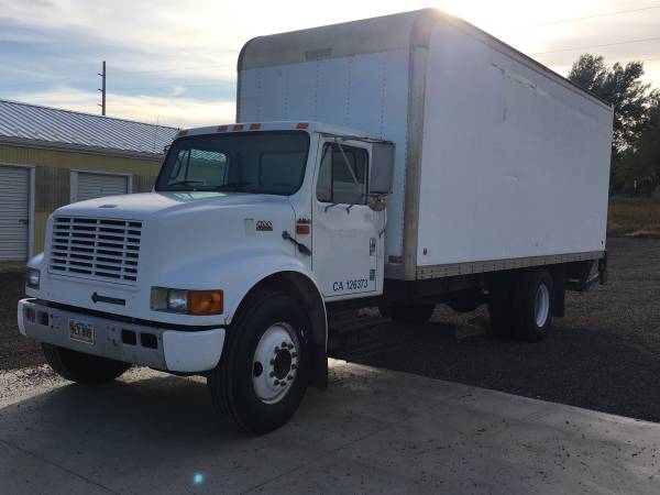 1999 International 4700 53k Miles Heavy Duty Lift Gate and Side Door for sale in Spearfish, SD