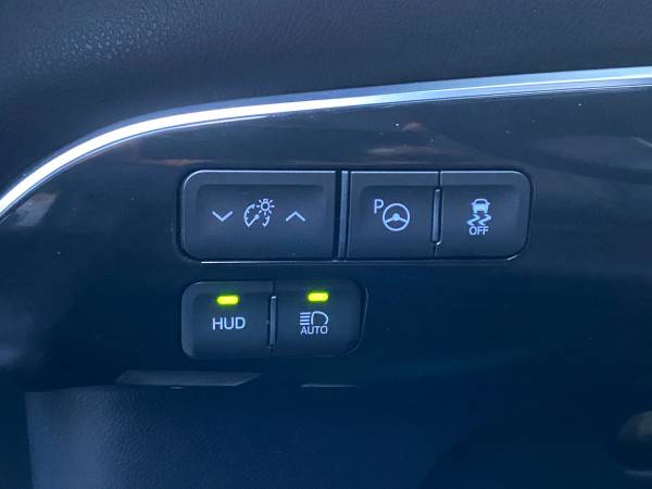 2018 Toyota Prius Four - cars & trucks - by owner - vehicle... for sale in Riverton, NJ – photo 14