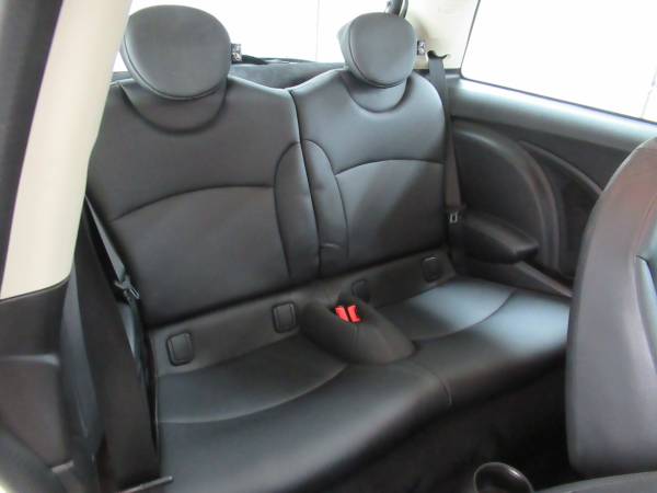 2013 Mini Cooper 2dr Hatchback - - by dealer - vehicle for sale in Hudsonville, MI – photo 18
