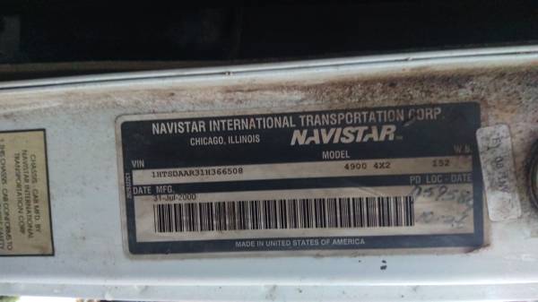2000 International Navistar 4900 DT466E - cars & trucks - by owner -... for sale in Davidsonville, MD – photo 3