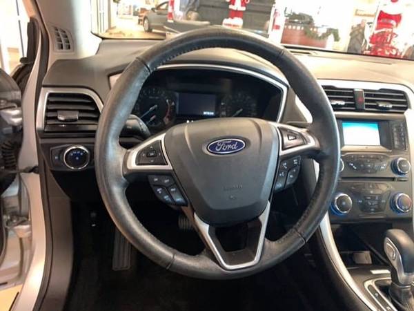 2016 Ford Fusion SE - cars & trucks - by dealer - vehicle automotive... for sale in Boone, IA – photo 14
