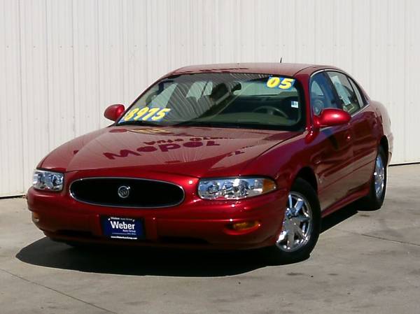 2005 Buick Lesabre Celebration Edition-Heated Leather! Well... for sale in Silvis, IA – photo 2