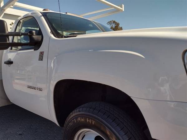 2014 GMC 3500 Service truck, One owner, 6 0L, Hvy duty ladder rack! for sale in Santa Ana, CA – photo 10