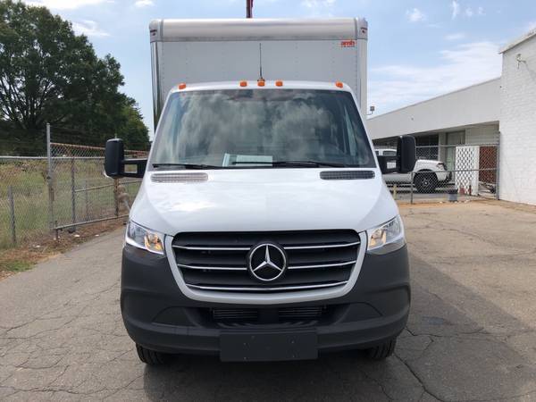 Mercedes Sprinter 3500 Box Truck Cargo Van Utility Service Body Diesel for sale in Wilmington, NC – photo 8