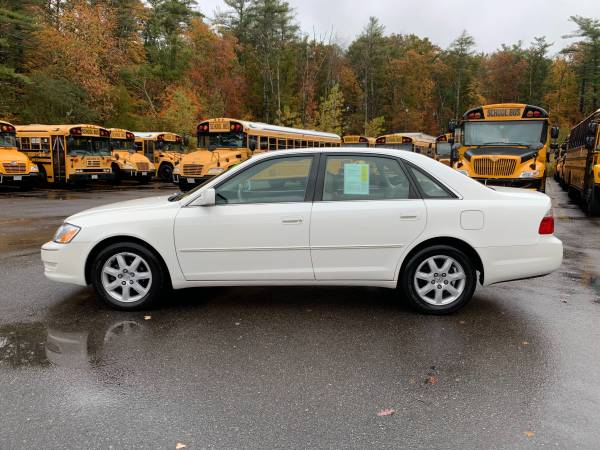 2003 Toyota Avalon XL - cars & trucks - by dealer - vehicle... for sale in Westport , MA – photo 8