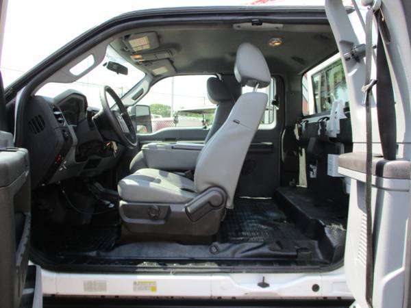 2013 Ford F-250 SD SUPER CAB 4X4 UTIL. CAP W/ SNOW PLOW for sale in south amboy, NJ – photo 8