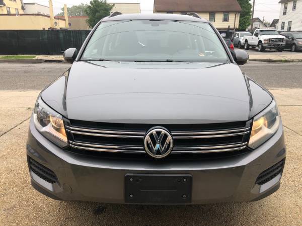 2016 Volkswagen Tiguan AWD Leather 40k miles Clean title Paid off for sale in Baldwin, NY – photo 2