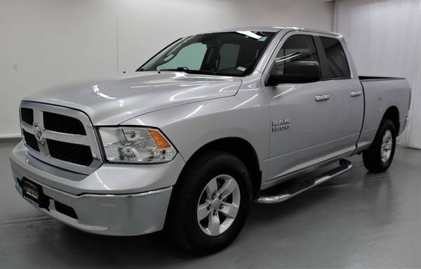 2016 Ram 1500 Quad Cab - Financing Available! - cars & trucks - by... for sale in Saint Louis, MO – photo 6