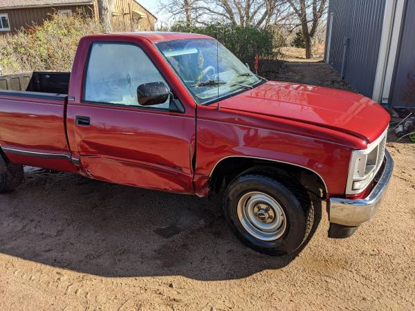 1990 GMC Truck with topper for sale - cars & trucks - by owner -... for sale in Inman, KS – photo 4