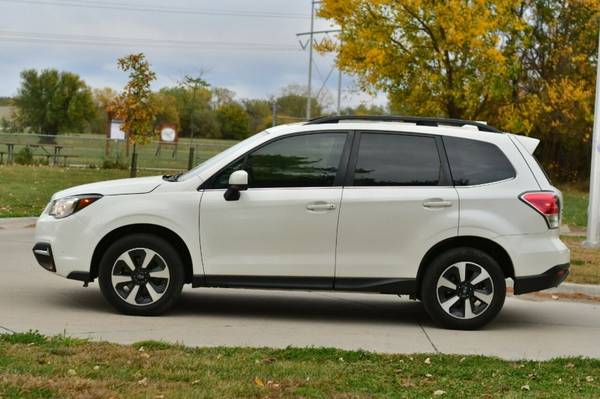 2017 Subaru Forester 2.5i Limited AWD 4dr Wagon 37,681 Miles - cars... for sale in Omaha, NE – photo 4